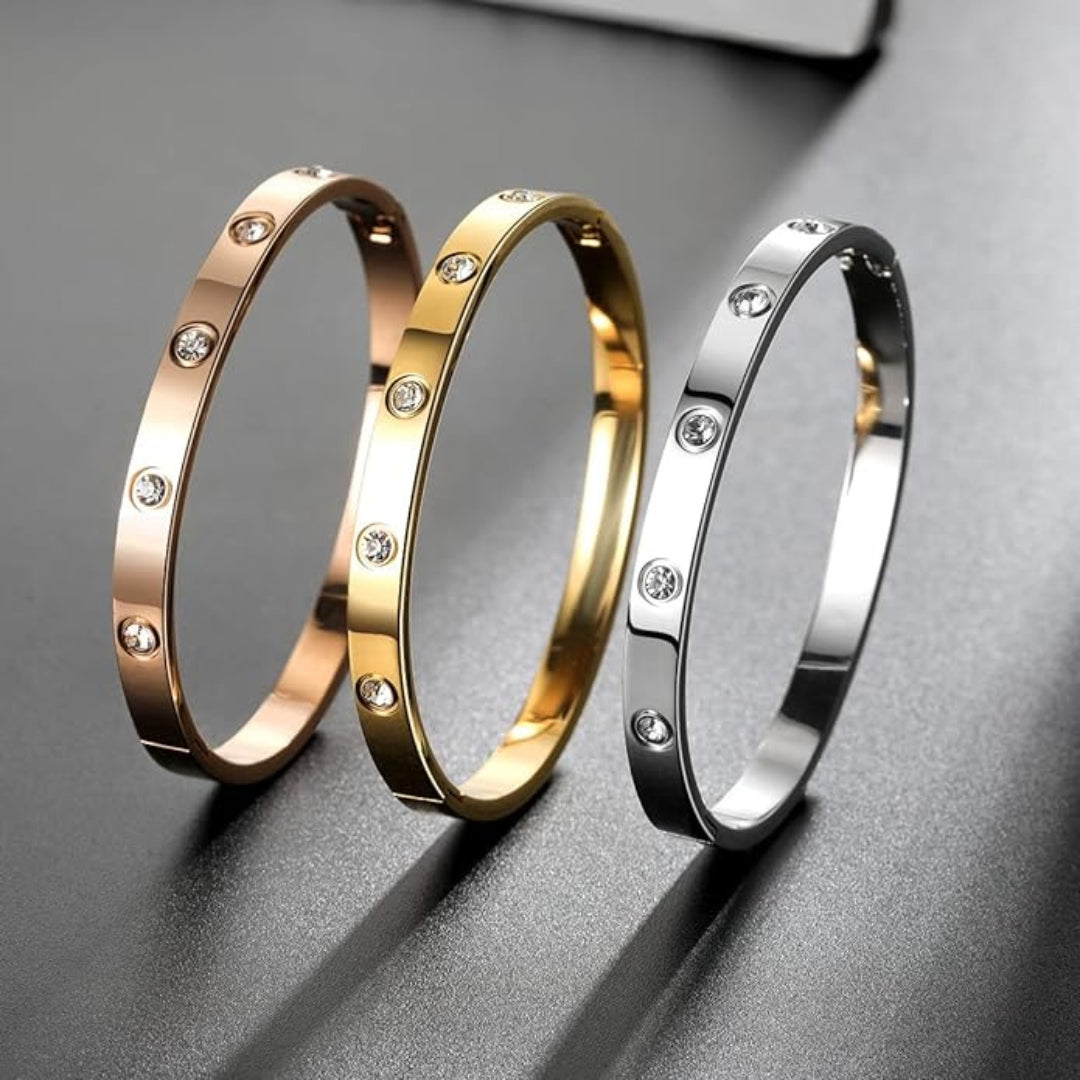 Alessia Bracciale con Diamanti Eternita Dorata