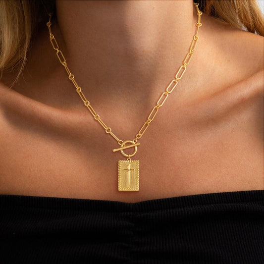 La Collana con Ciondolo Croce Eterna